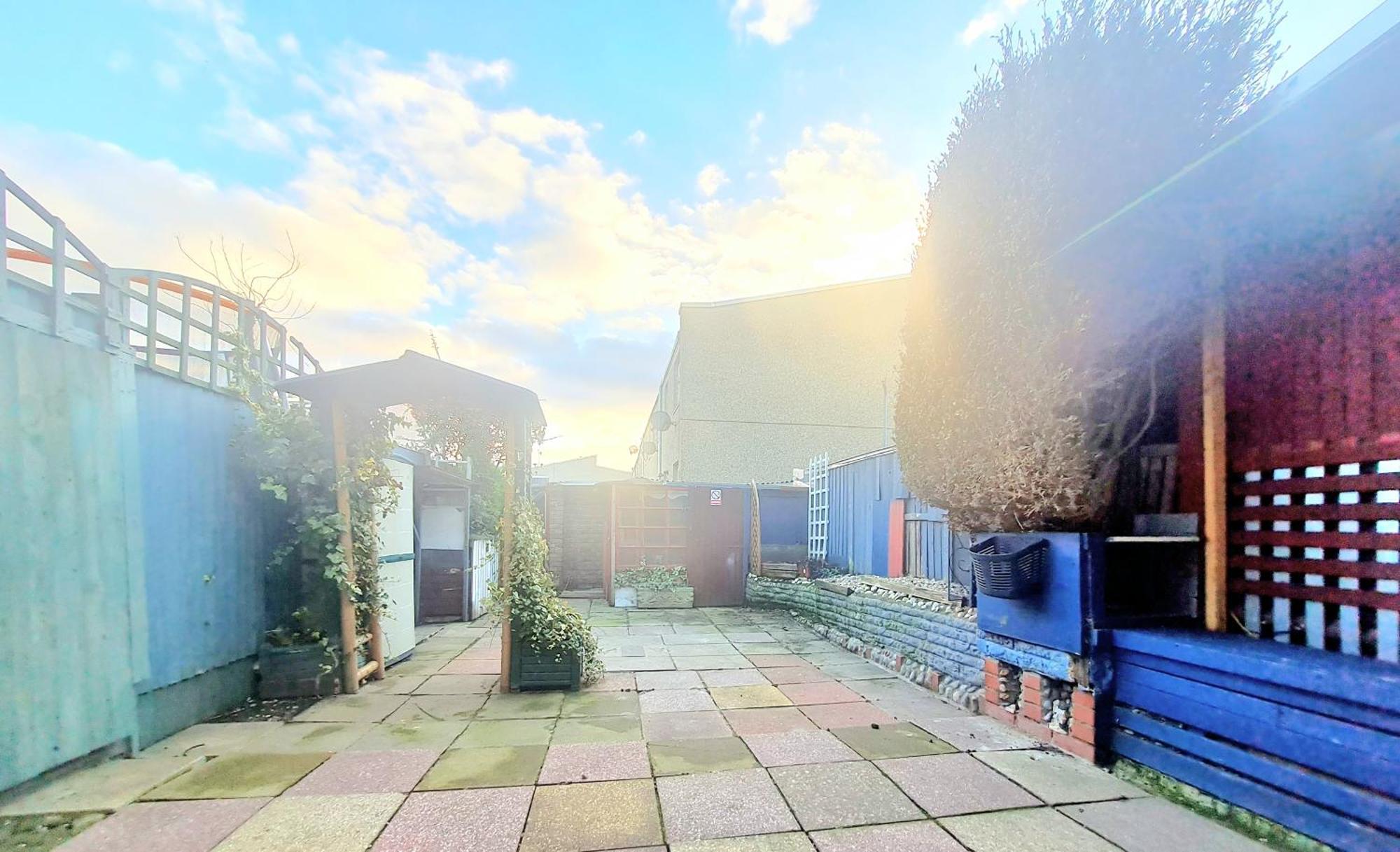 Cosy Luxurious 3 Bedroom House, Free Parking, Free Wifi, Private Garden, Free Netflix ヘイヴァリング・ロンドン特別区 エクステリア 写真